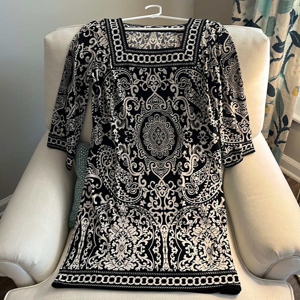 EUC Loft Black and White dress